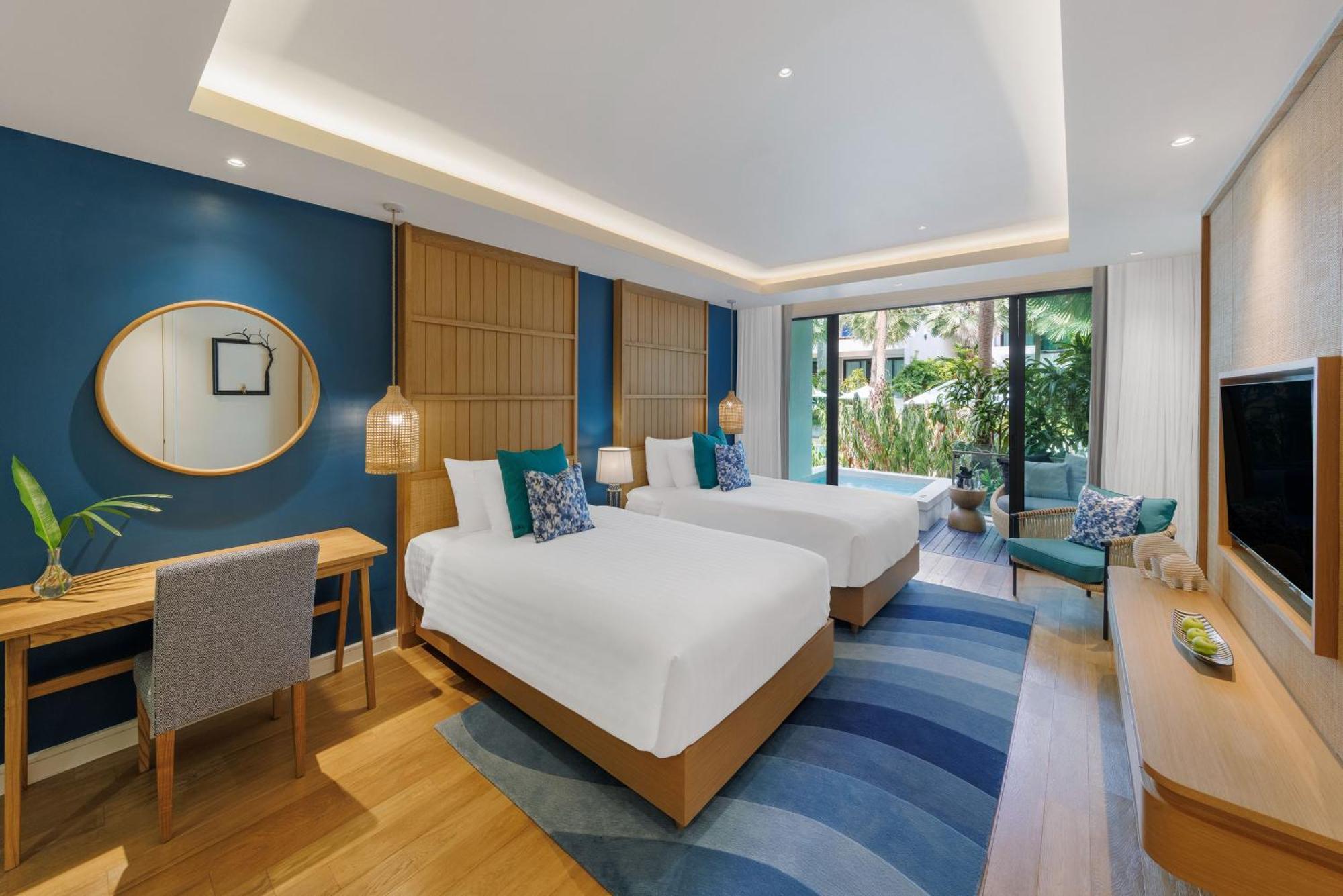 Club Wyndham Sea Pearl Phuket Hotel Patong ภายนอก รูปภาพ