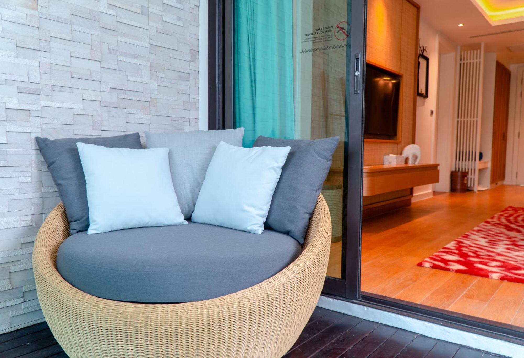 Club Wyndham Sea Pearl Phuket Hotel Patong ภายนอก รูปภาพ