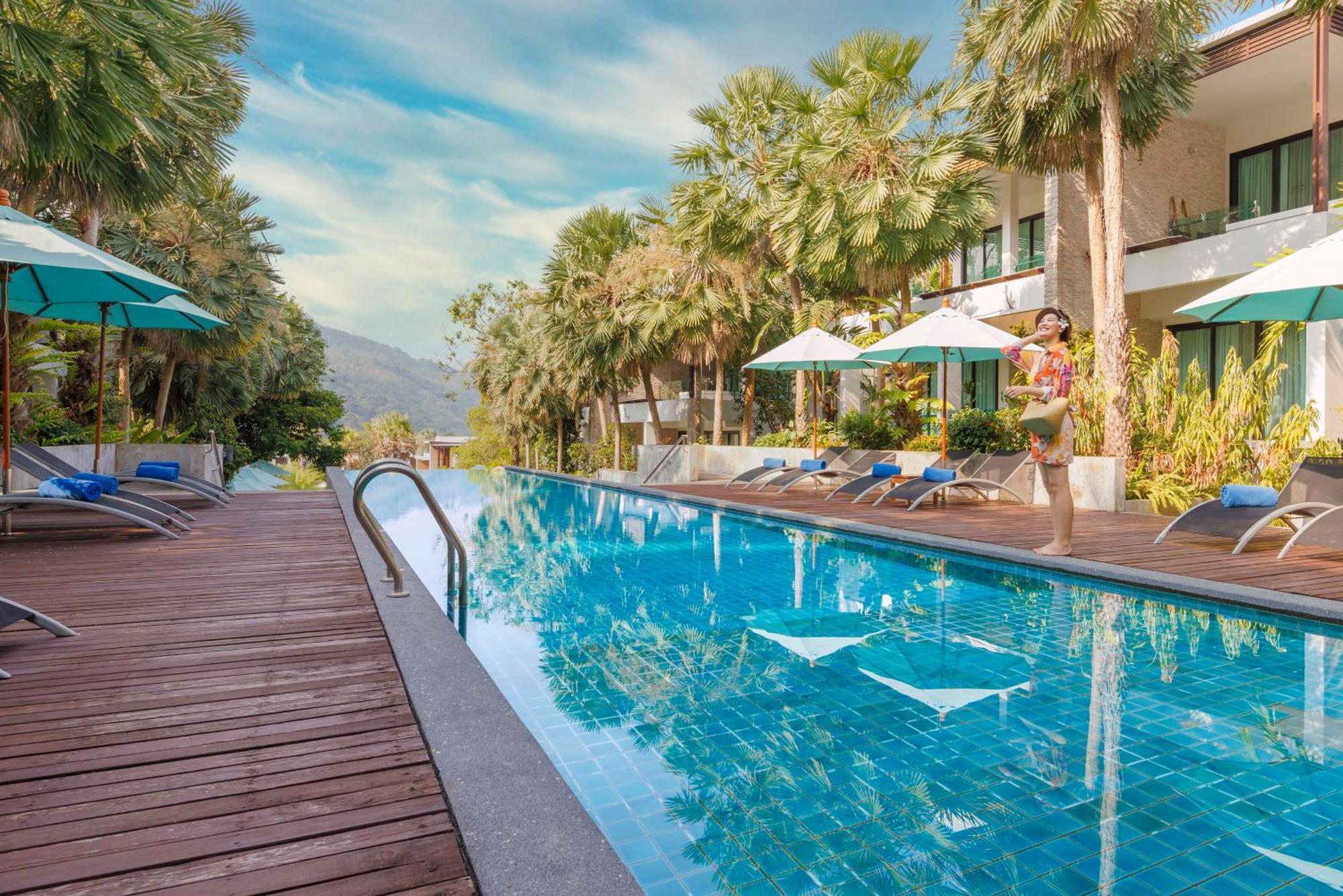 Club Wyndham Sea Pearl Phuket Hotel Patong ภายนอก รูปภาพ